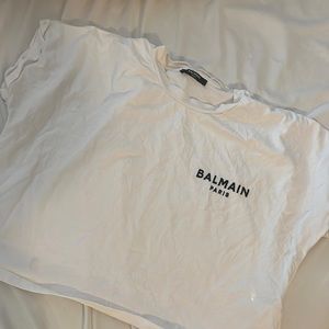 Balmain logo-embroidered cropped T-shirt. Size small